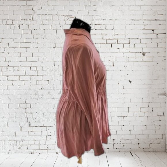 NWT Torrid Plus Size Twill Peplum Pullover Top Shirt Women's - Picture 2 of 4